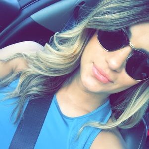 Meet your Posher, Beatriz